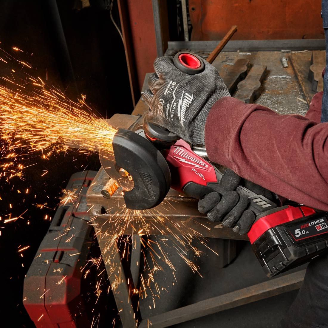 Milwaukee M18FSAG115X-0 Fuel Angle Grinder with Protective Guard - Bare Unit