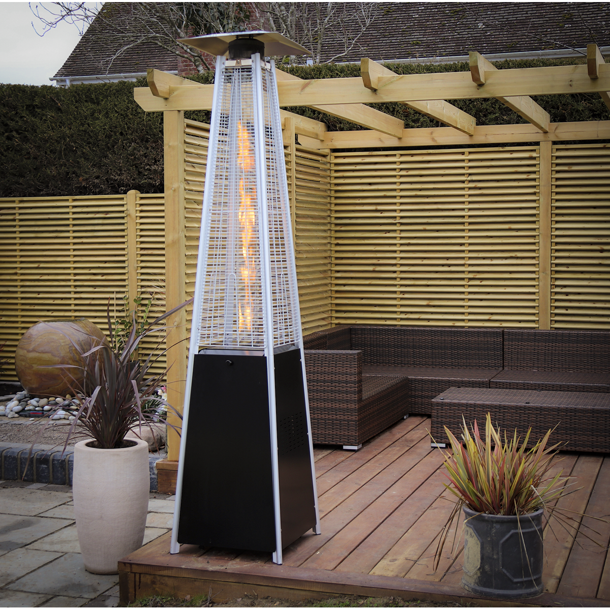 Dellonda Pyramid Gas Outdoor Garden Patio Heater 13kW Commercial & Home Use - DG98
