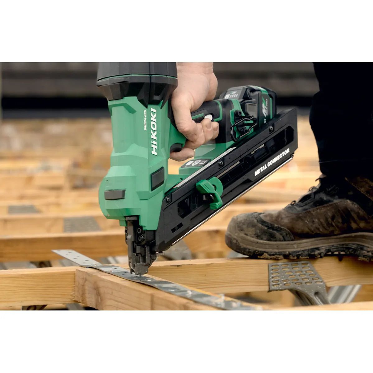 HiKOKI NR1838DKAJXZ 18V Brushless Metal Connector Nailer Kit – 2 x 5.0Ah Multi Volt Batteries - NR1838DKAJXZ - HiKOKI / Hitachi Power Tools UK - Trade Counter Direct