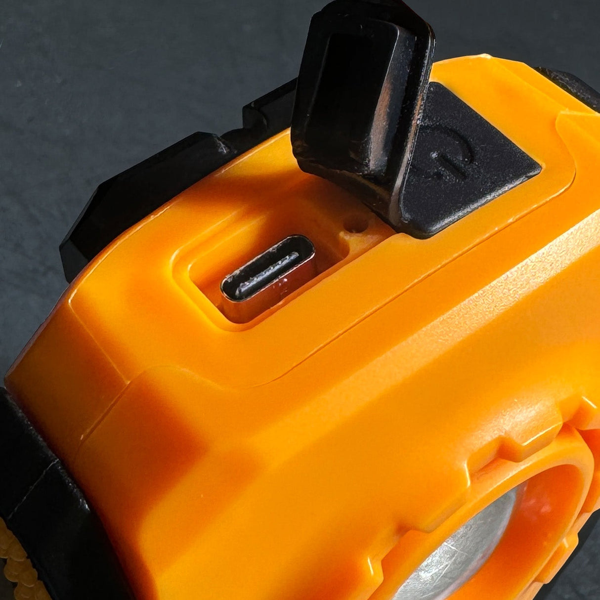 JCB 1000 LM Pocket Work Light - JCB-WL-POCKET - JCB Work Lights - Trade Counter Direct