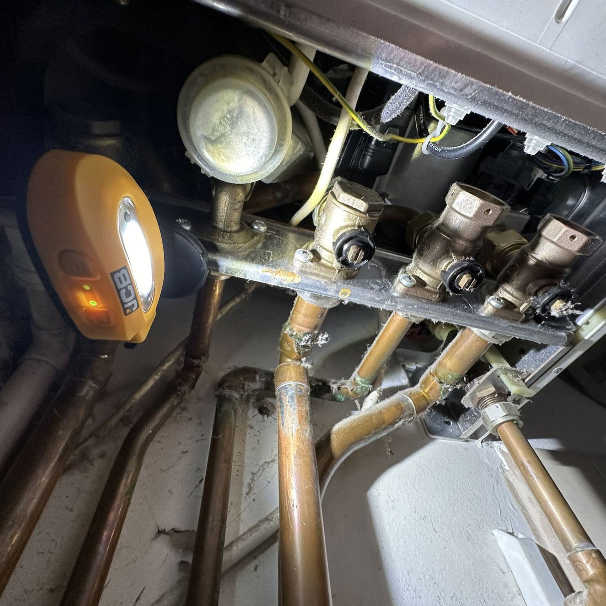 JCB Head Torch and Work Light - JCB-HT-XTRA - JCB Work Lights - Trade Counter Direct