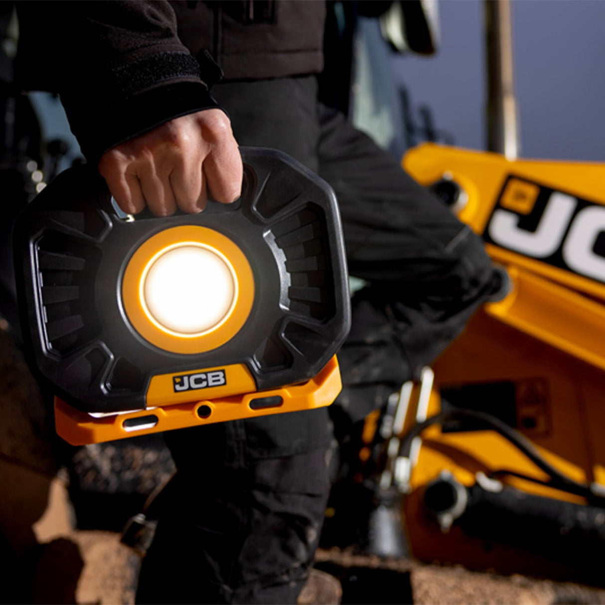 JCB Hybrid 2500 LM Site Light - JCB-SL-TUFFDUAL - JCB Work Lights - Trade Counter Direct