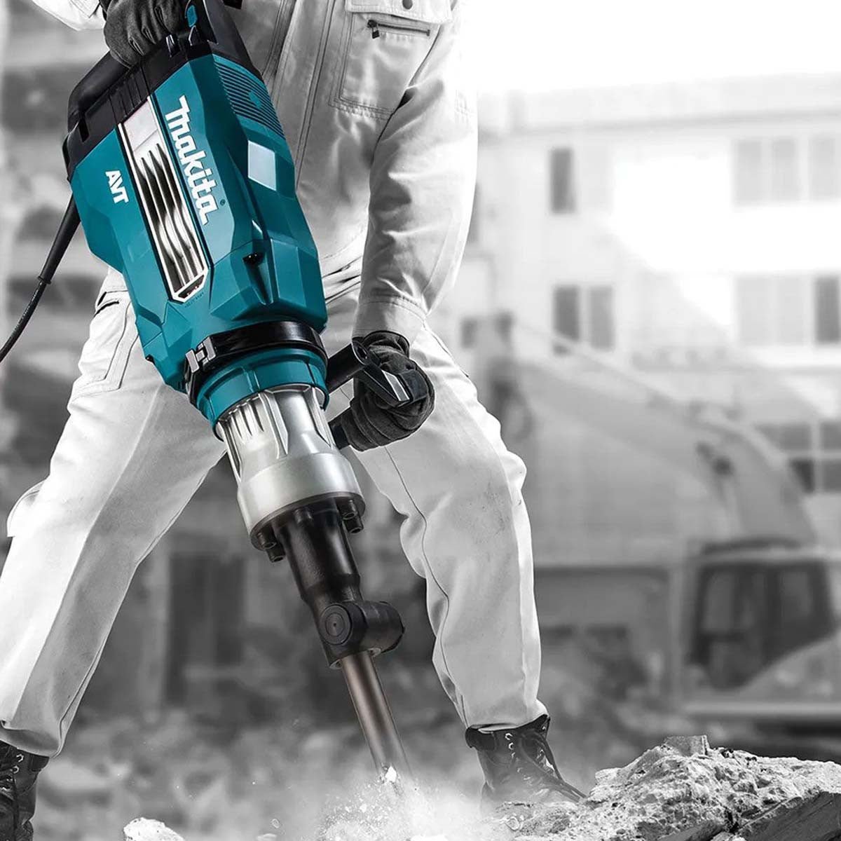 Makita HM1511/2 AVT Electric Breaker 1900W 240V with Carry Case - HM1511-240V - Makita - Trade Counter Direct