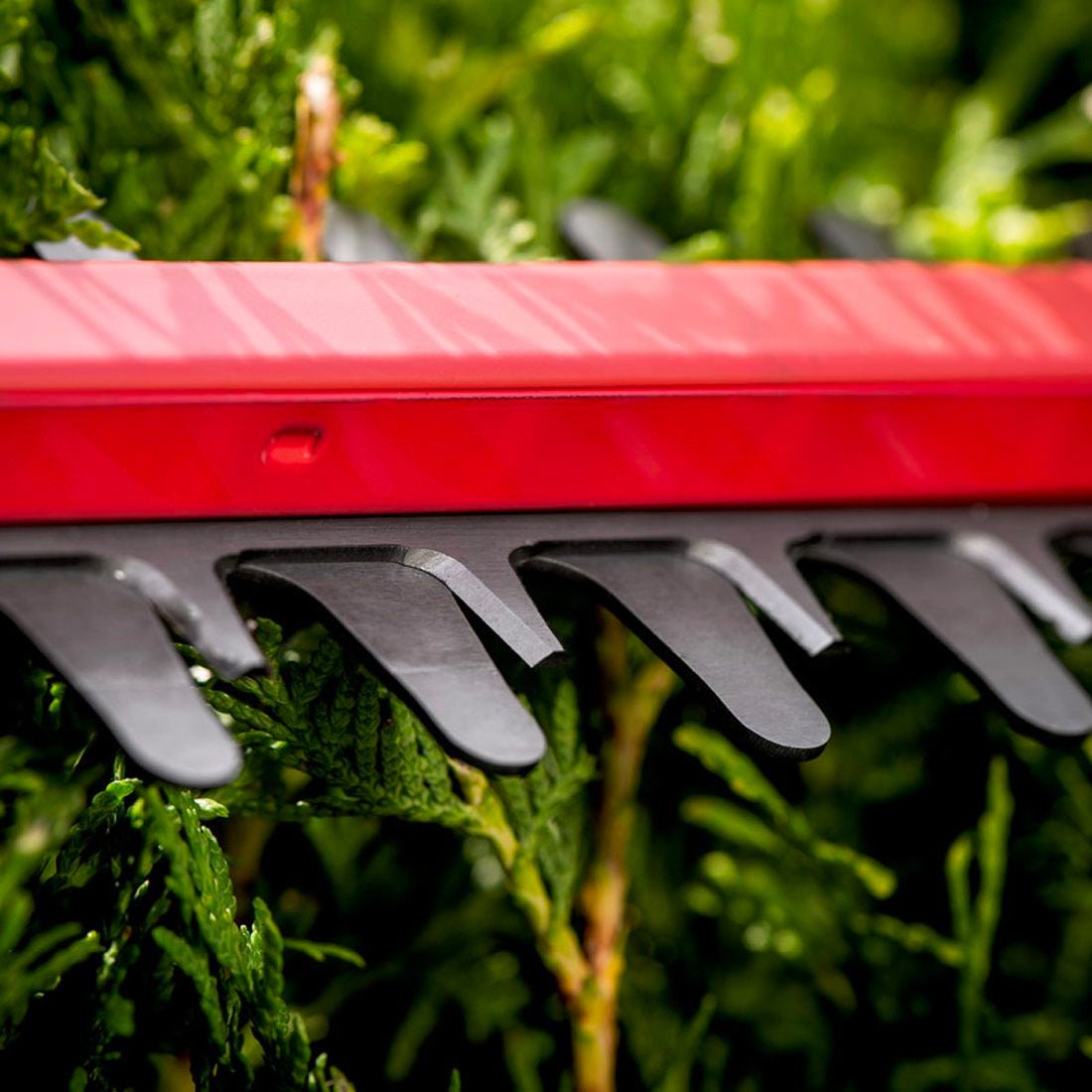 Metabo HS18LTX55 Hedge trimmer, body only 601716850 - HS18LTX55 - Metabo Power Tools UK - Trade Counter Direct