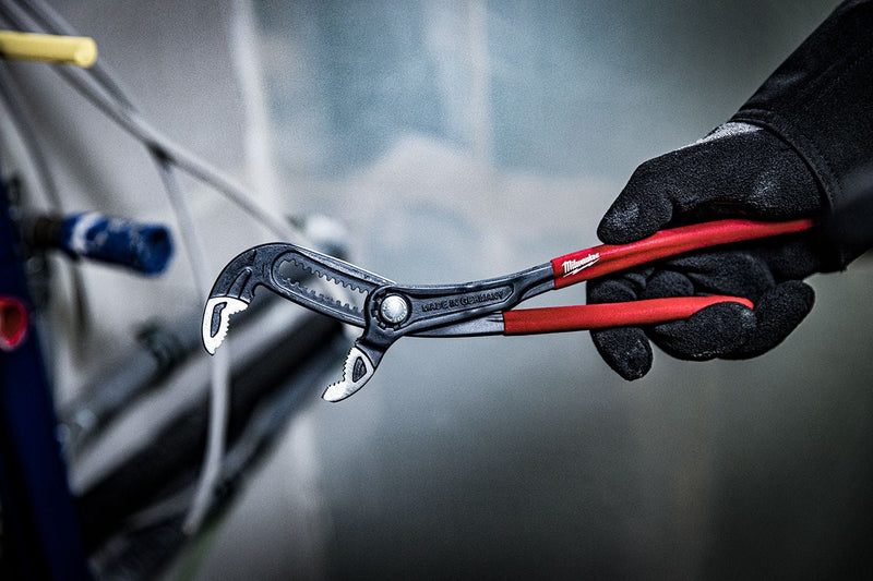 Milwaukee 250mm Adjustable Water Pump Pliers - 4932492459 - Milwaukee Tools UK - Trade Counter Direct