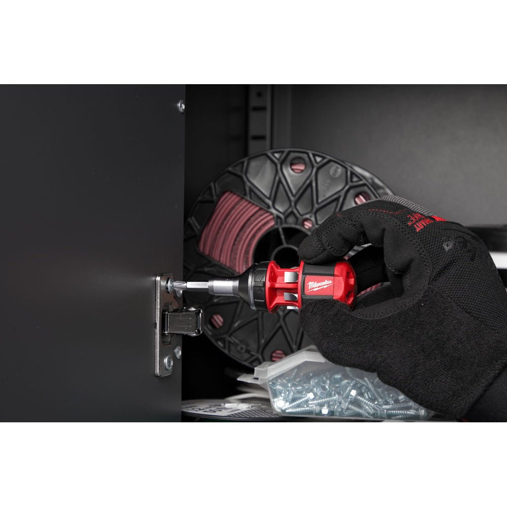 Milwaukee 4932471868 8 In 1 Compact Ratcheting Multi - Bit Screwdriver - 4932471868 - Milwaukee Tools UK - Trade Counter Direct