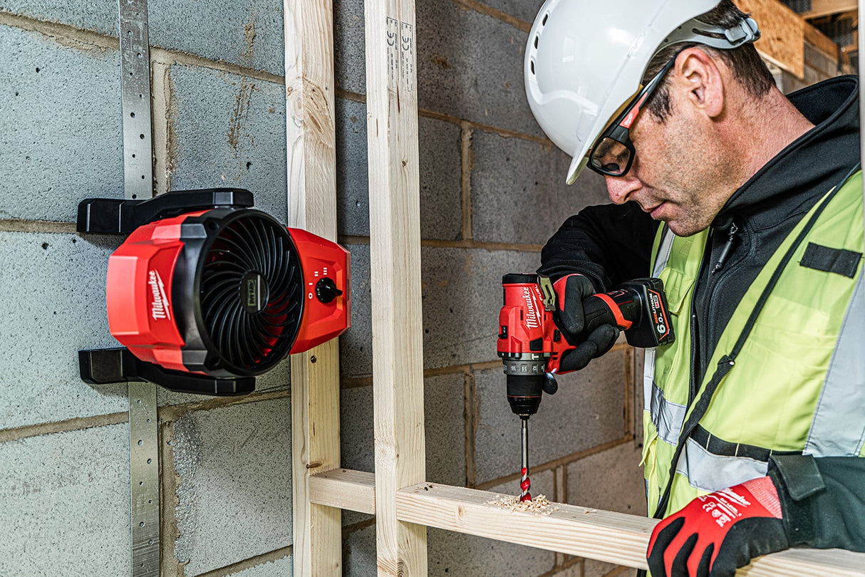 Milwaukee M12AF - 0 12V Battery Powered Area Fan - M12AF-0 - Milwaukee Tools UK - Trade Counter Direct
