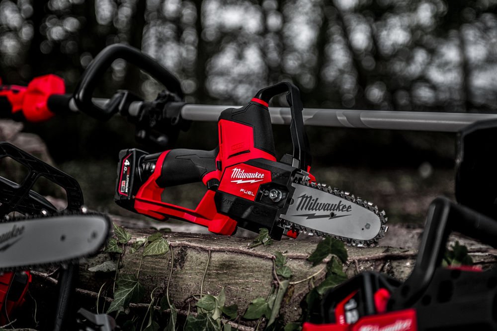 Milwaukee M12FHS - 0 M12 FUEL Hatchet 6" Pruning Saw - Bare Unit - M12FHS-0 - Milwaukee Tools UK - Trade Counter Direct