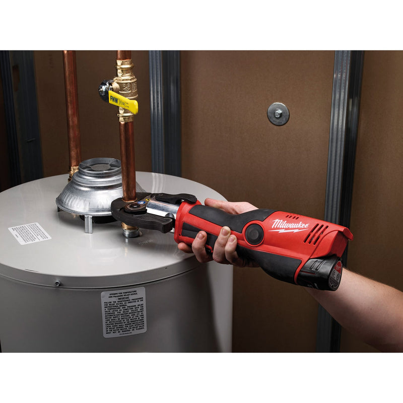 MILWAUKEE M12HPT - 202C SUB Compact Force Logic Hydraulic Press Tool (M SET) - M12HPT-202C-M - Milwaukee Tools UK - Trade Counter Direct