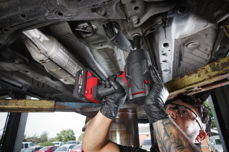 Milwaukee M18FHIW2F12 - 0 Fuel High Torque Impact Wrench 1/2" - Bare Unit - M18FHIW2F12-0 - Milwaukee Tools UK - Trade Counter Direct