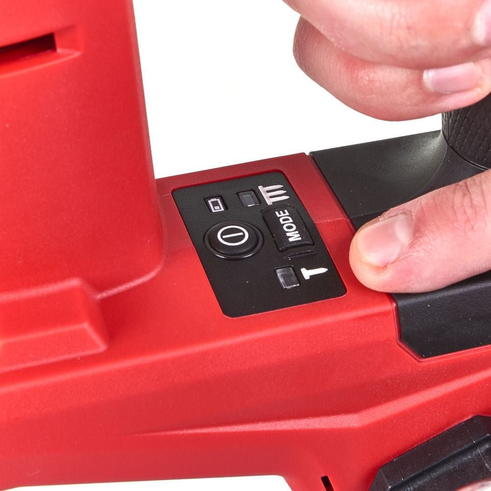 Milwaukee M18FN18GS - 202X 18V Fuel 18GS Finish Nailer Kit 2 X 2.0Ah Batteries - M18FN18GS-202X - Milwaukee Tools UK - Trade Counter Direct