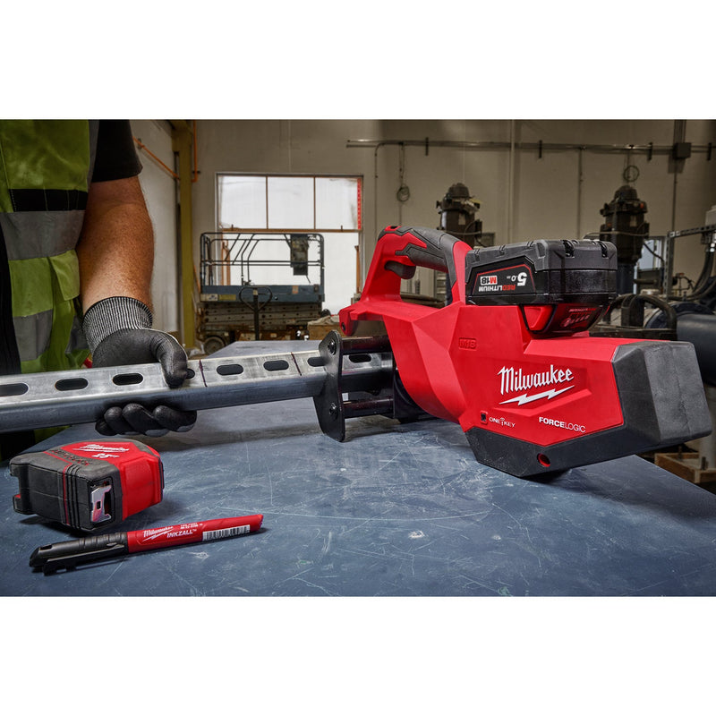 Milwaukee M18STSO - 0B M18 18V Force Logic Strut Shear with one Key - Bare Unit with bag - M18STSO-0B - Milwaukee Tools UK - Trade Counter Direct