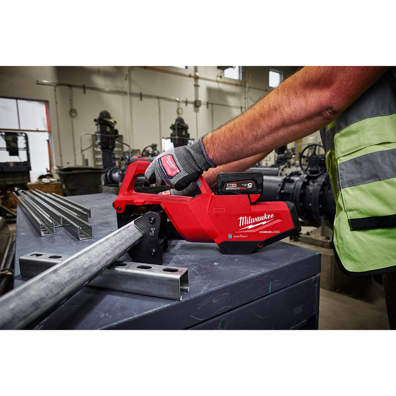 Milwaukee M18STSO - 0B M18 18V Force Logic Strut Shear with one Key - Bare Unit with bag - M18STSO-0B - Milwaukee Tools UK - Trade Counter Direct