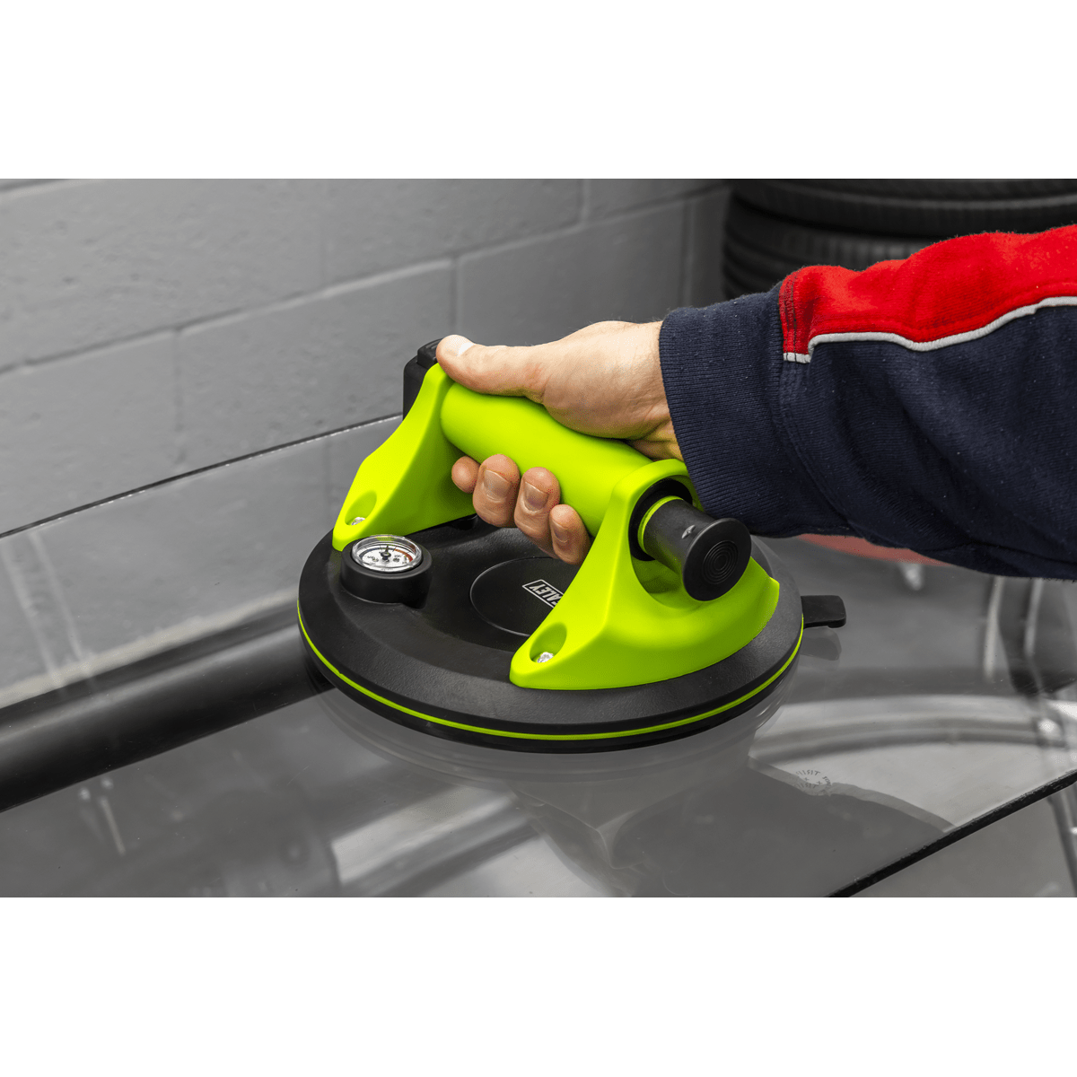 Sealey AK9894 Heavy Lift Suction Cup with Vacuum Grip Pressure Gauge - AK9894 - Sealey Tools UK - Trade Counter Direct