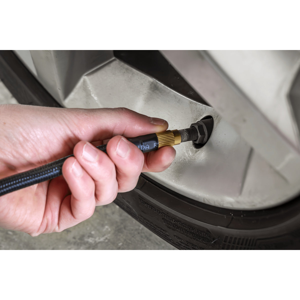 Sealey CTI140 Rechargeable Tyre Inflator & Power Bank with Worklight 12V - CTI140 - Sealey Tools UK - Trade Counter Direct