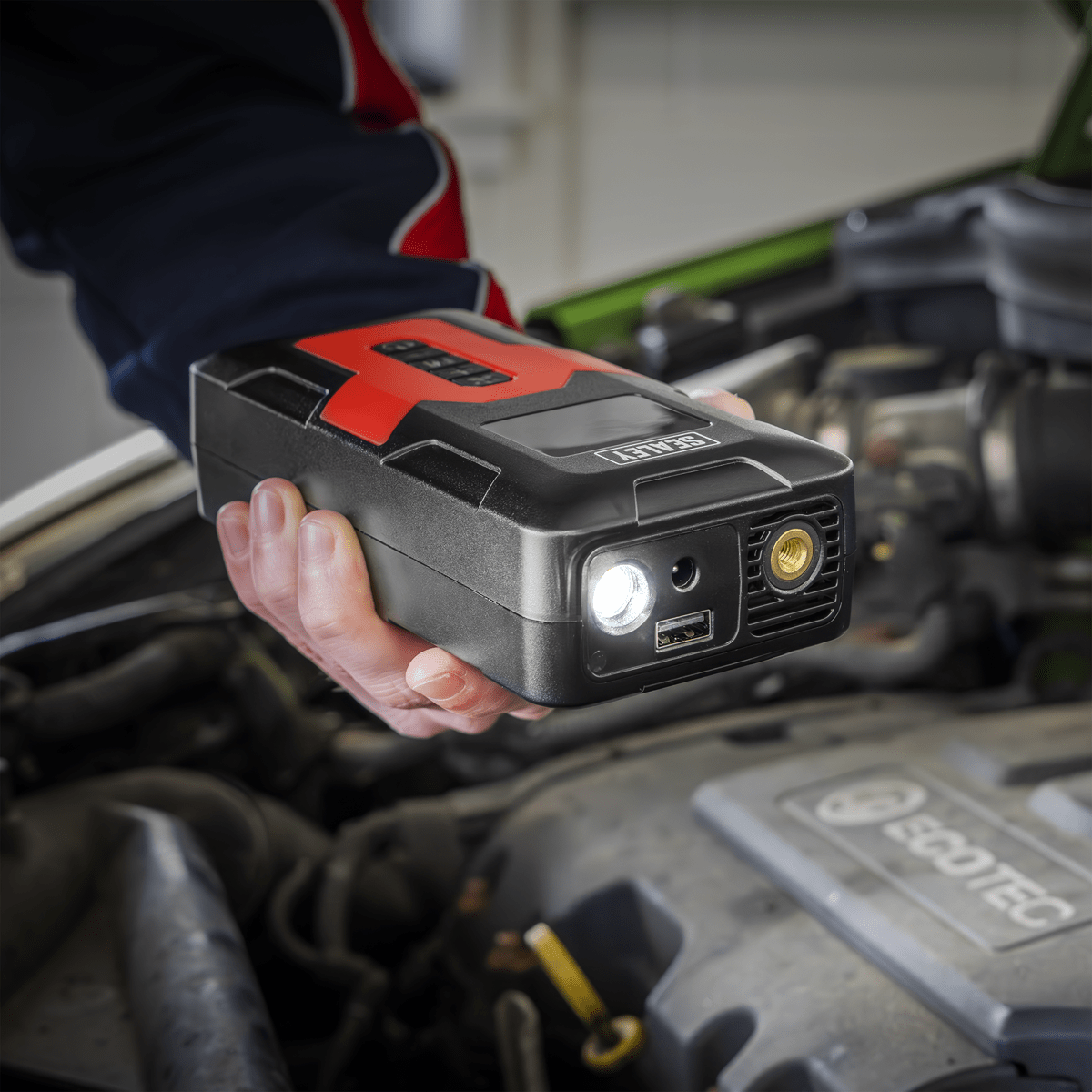 Sealey CTI140 Rechargeable Tyre Inflator & Power Bank with Worklight 12V - CTI140 - Sealey Tools UK - Trade Counter Direct
