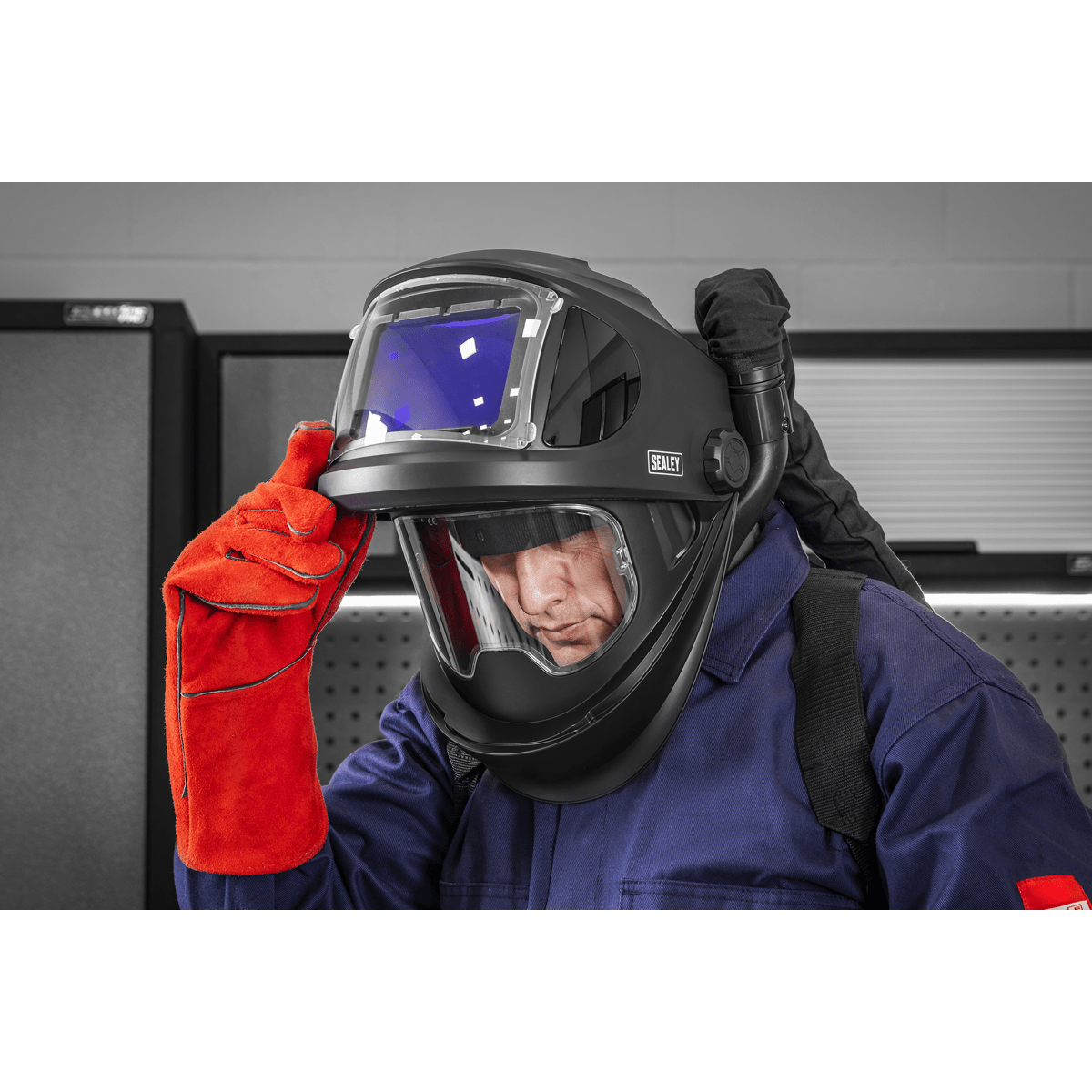 Sealey PWH618 Auto Darkening Welding Helmet with TH3 Powered Air Purifying Respirator (PAPR) - PWH618 - Sealey Tools UK - Trade Counter Direct