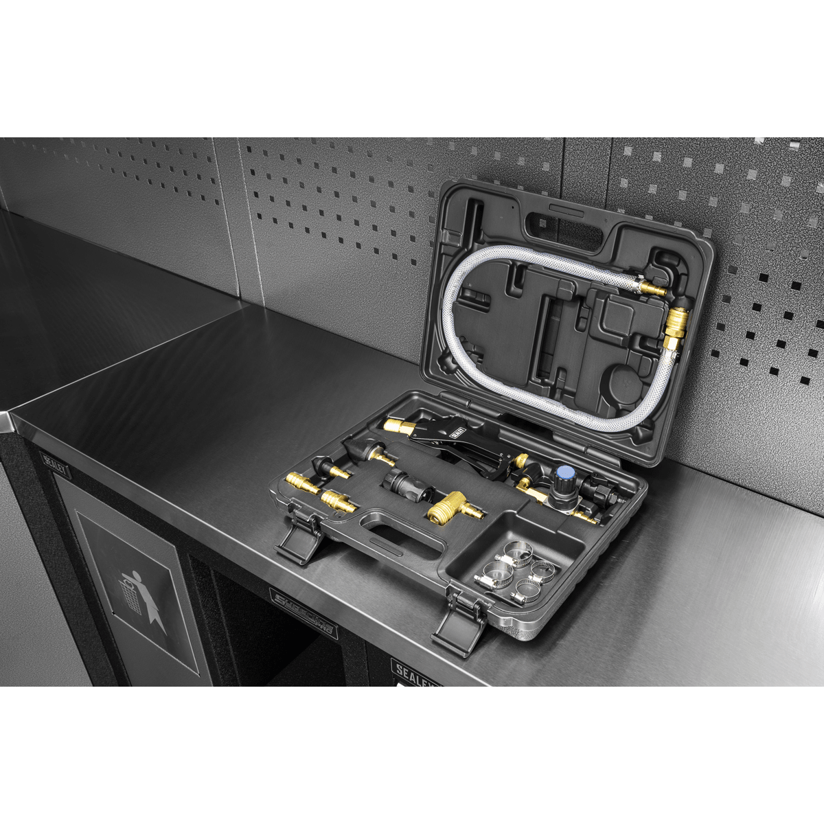 Sealey VS0055 Pulsating Cooling System Flush Tool Set - VS0055 - Sealey Tools UK - Trade Counter Direct