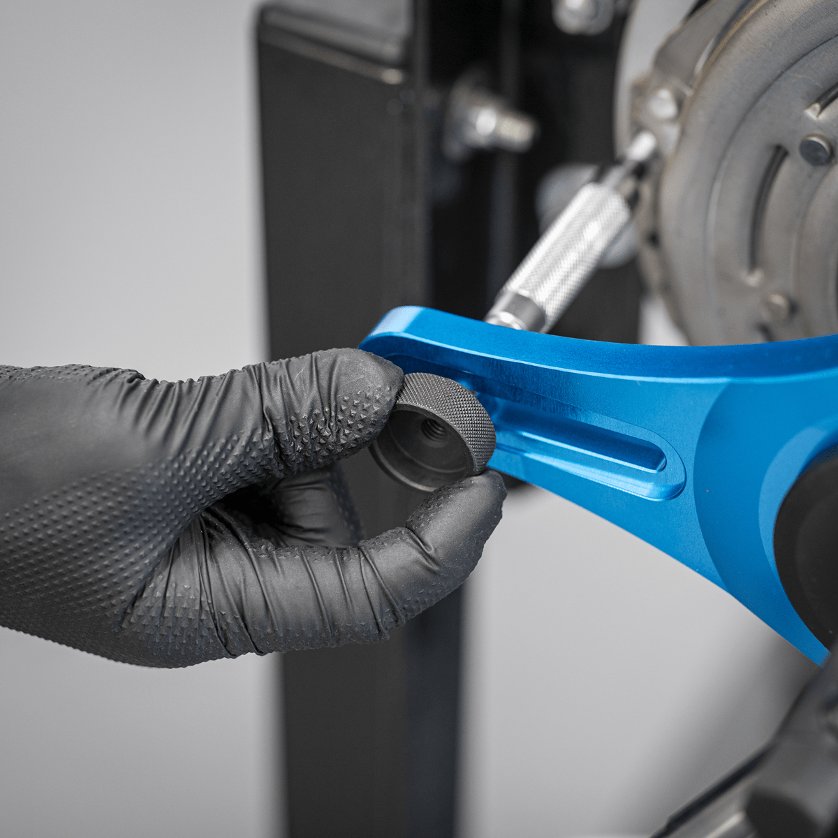 Sealey VS011 Self-Adjusting Clutch Tool - VS011 - Sealey Tools UK - Trade Counter Direct
