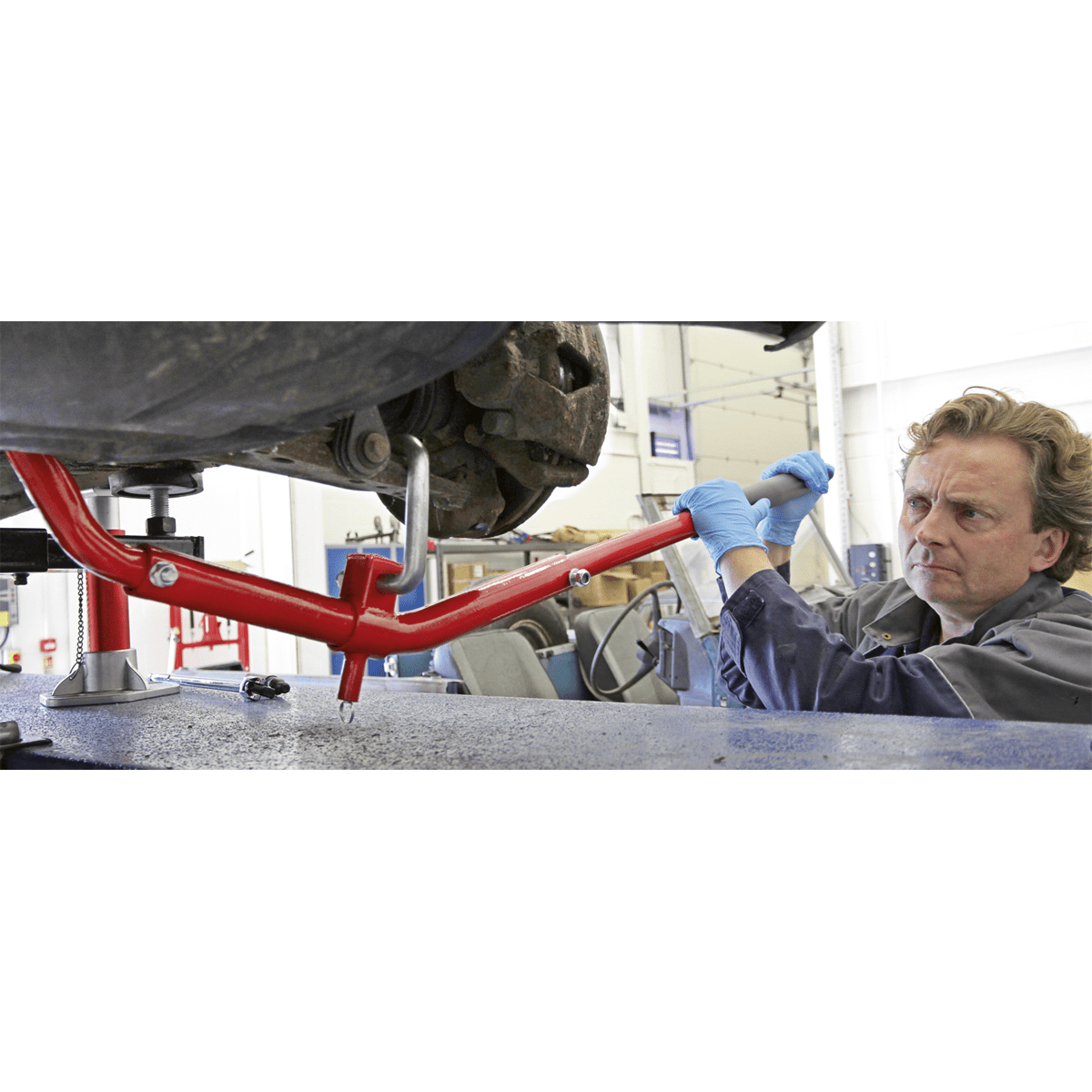 Sealey VS3815 Suspension Arm Lever - VS3815 - Sealey Tools UK - Trade Counter Direct