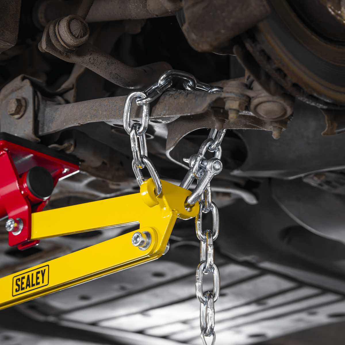 Sealey VS3819 Hands-Free Suspension Arm Lever - VS3819 - Sealey Tools UK - Trade Counter Direct