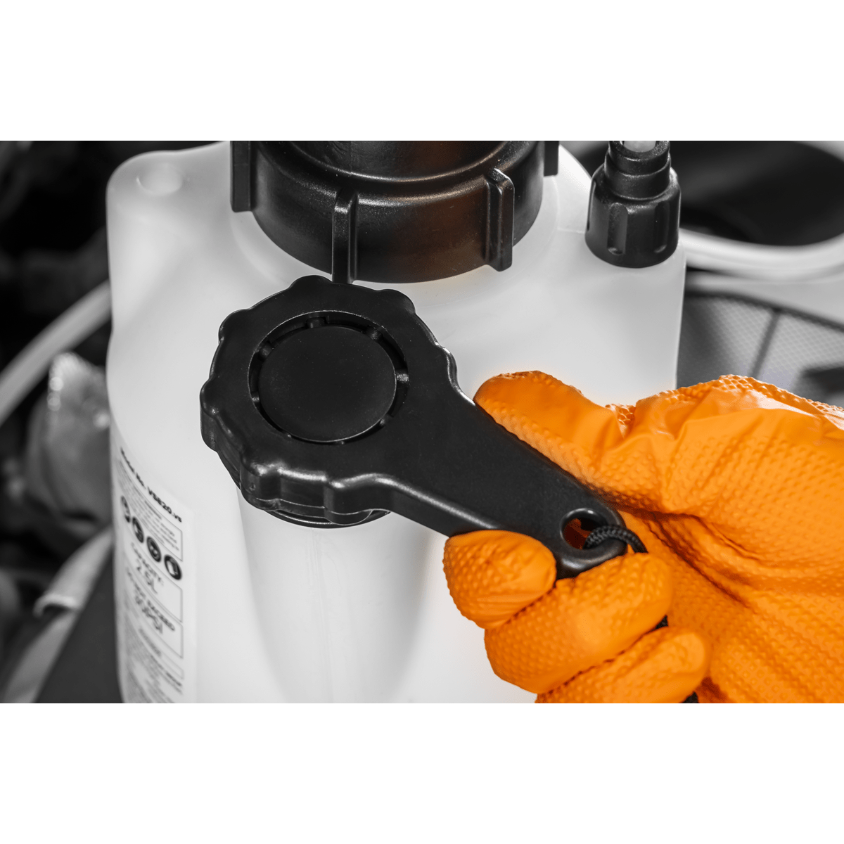 Sealey VS820 Brake & Clutch Bleeding System 2.5L - VS820 - Sealey Tools UK - Trade Counter Direct