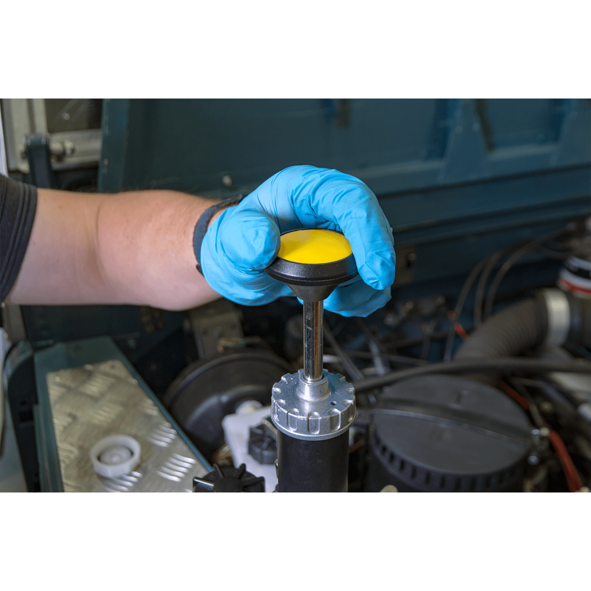 Sealey VS820 Brake & Clutch Bleeding System - Braking - SLY-10519 - Sealey Tools UK - Trade Counter Direct