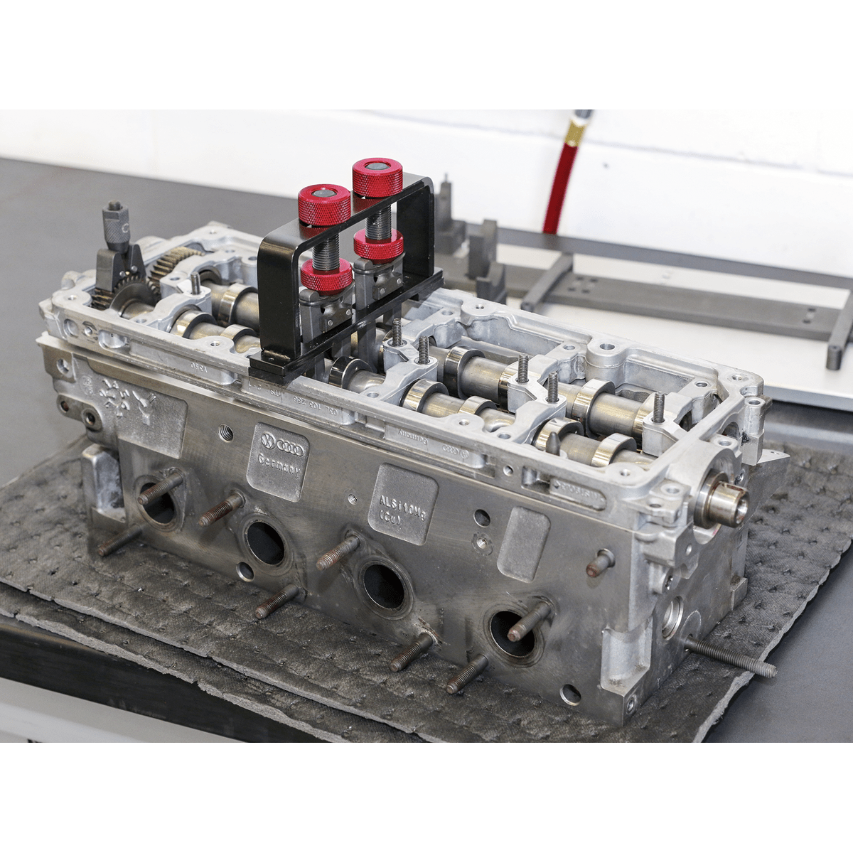 Sealey VSE7171 Camshaft Installation Kit for VAG, Porsche - Belt & Chain Drive - VSE7171 - Sealey Tools UK - Trade Counter Direct