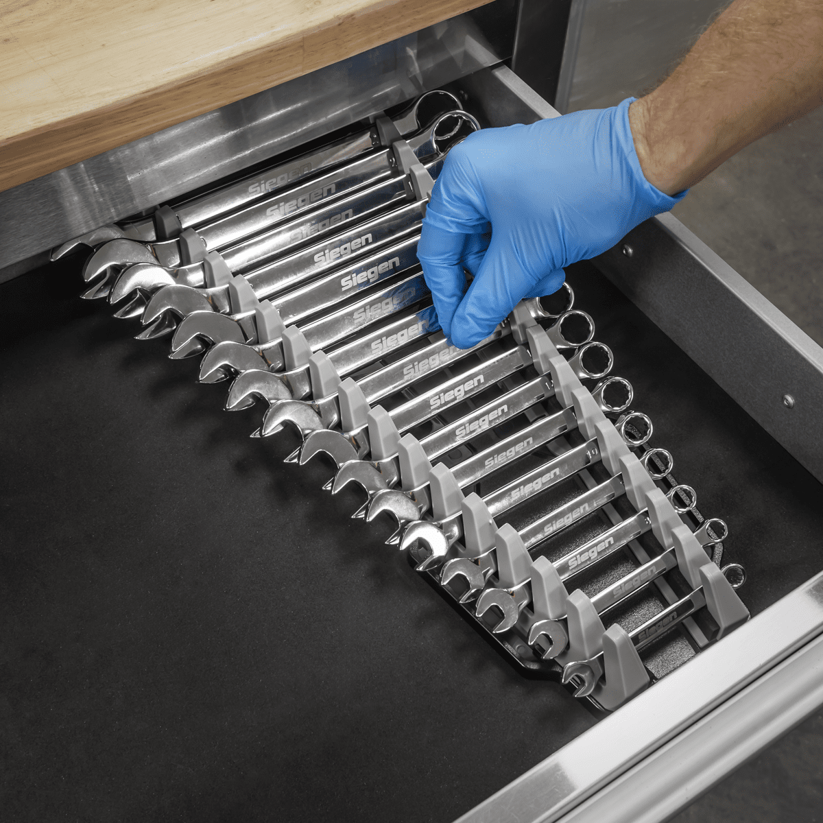 Sealey WR11 Reversible Spanner Rack 16pc - WR11 - Sealey Tools UK - Trade Counter Direct