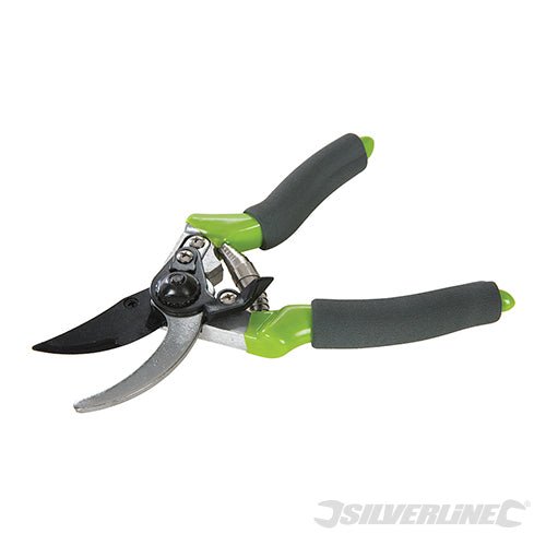 Silverline Secateurs 220mm - GT101 - GT101 - Silverline - Trade Counter Direct