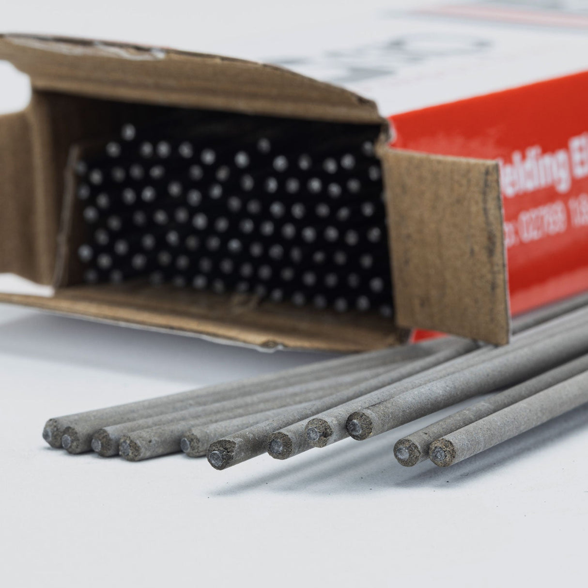 SIP 1.6mm x 1kg E6013 Mild Steel ARC Electrodes - SIP-02769 - SIP Tools UK - Trade Counter Direct