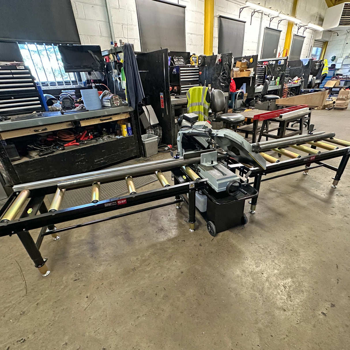 SIP Adjustable Roller Stand Table 1500mm x 400mm 400kg - SIP-01395 - SIP Tools UK - Trade Counter Direct