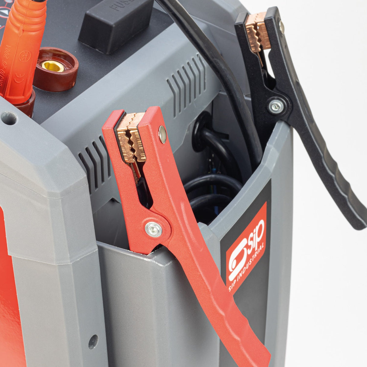 SIP STARTMASTER DSC350B Digital Starter Charger - SIP-03586 - SIP Tools UK - Trade Counter Direct