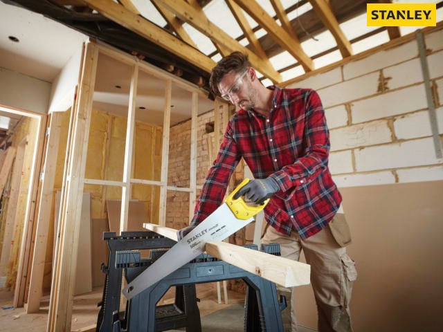 Stanley Sharpcut Handsaw 550mm (22in) 7 TPI