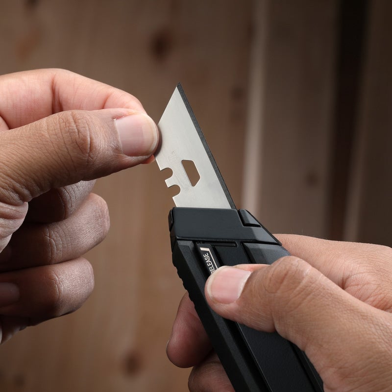 Toughbuilt Reload Utility Knife - TB - H4S2 - 03 - TB-H4S2-03 - Toughbuilt - Trade Counter Direct
