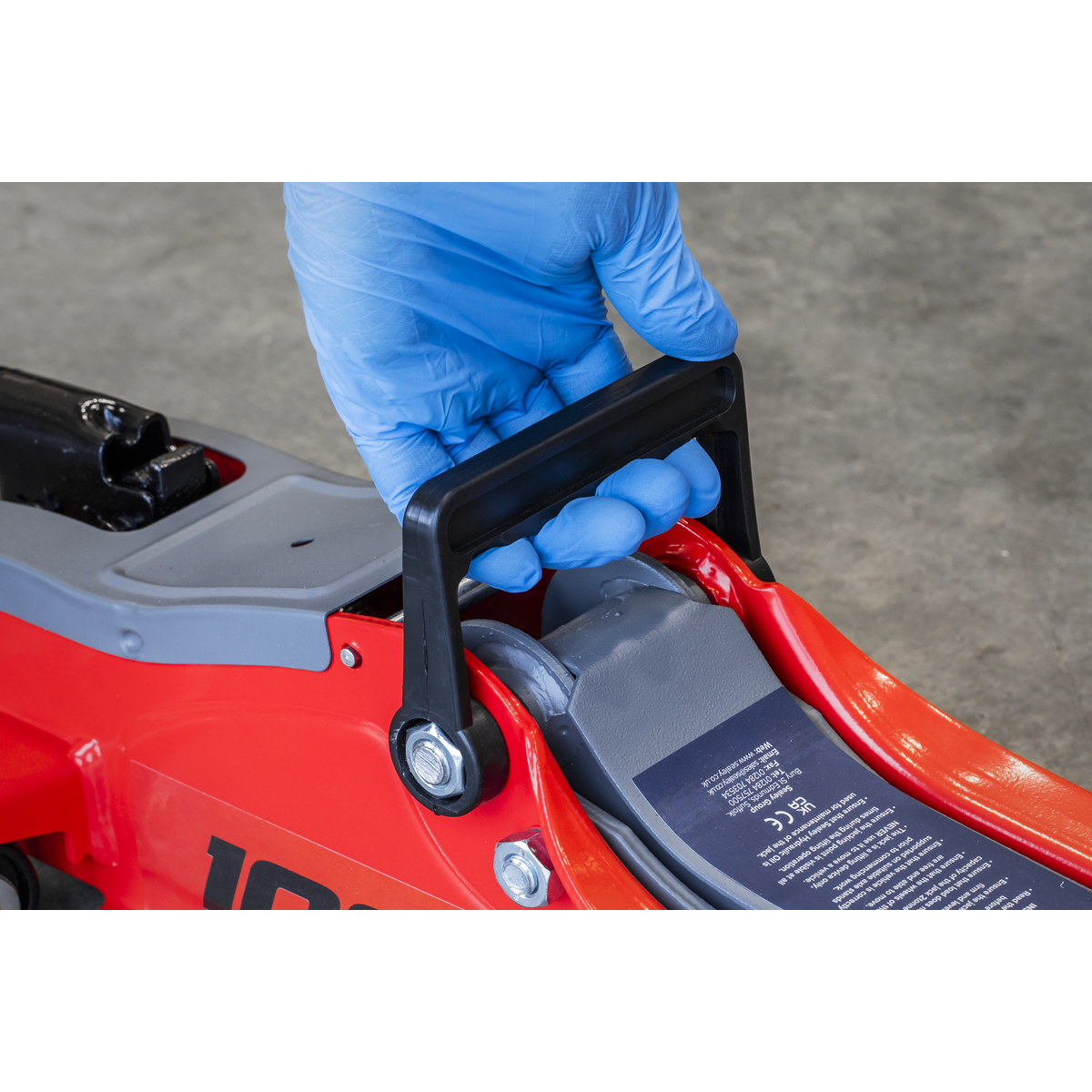 Sealey 1020LE Low Profile Short Chassis Trolley Jack 2 Tonne - Red - additional view 3