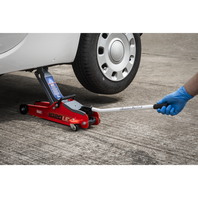 Sealey 1020LE Low Profile Short Chassis Trolley Jack 2 Tonne - Red - additional view 6