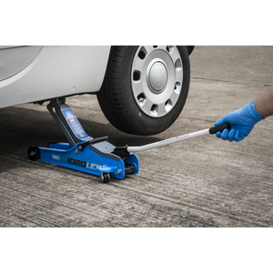 Sealey 1020LEB Low Profile Short Chassis Trolley Jack 2 Tonne - Blue - additional view 4