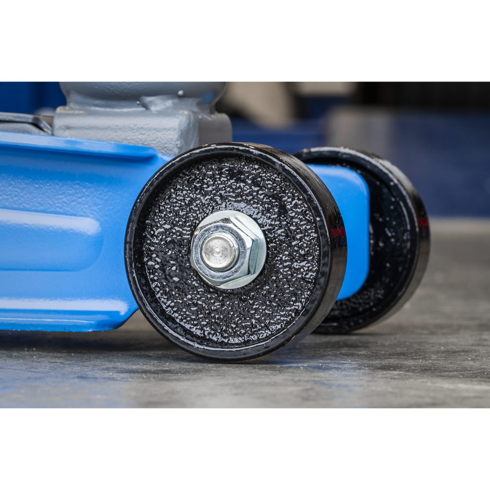 Sealey 1020LEB Low Profile Short Chassis Trolley Jack 2 Tonne - Blue - additional view 6