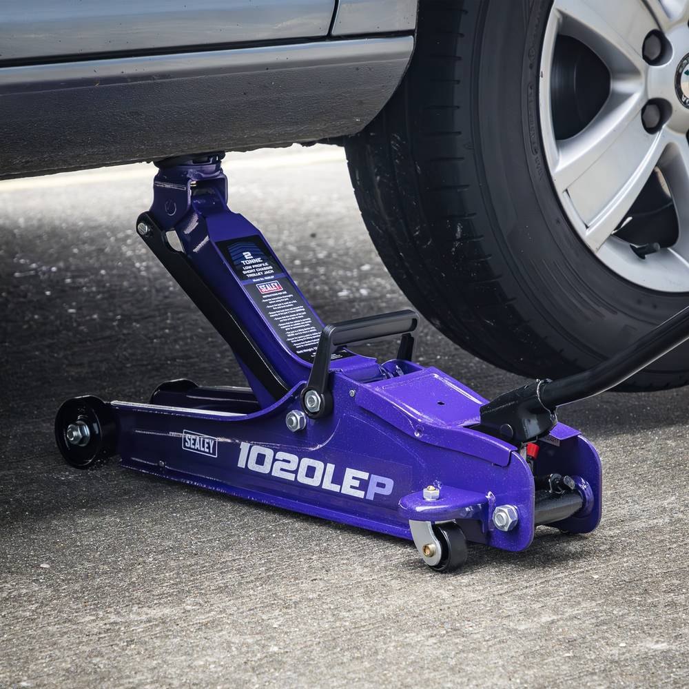Sealey 1020LEP Low Profile Short Chassis Trolley Jack 2 Tonne - Purple - additional view 13