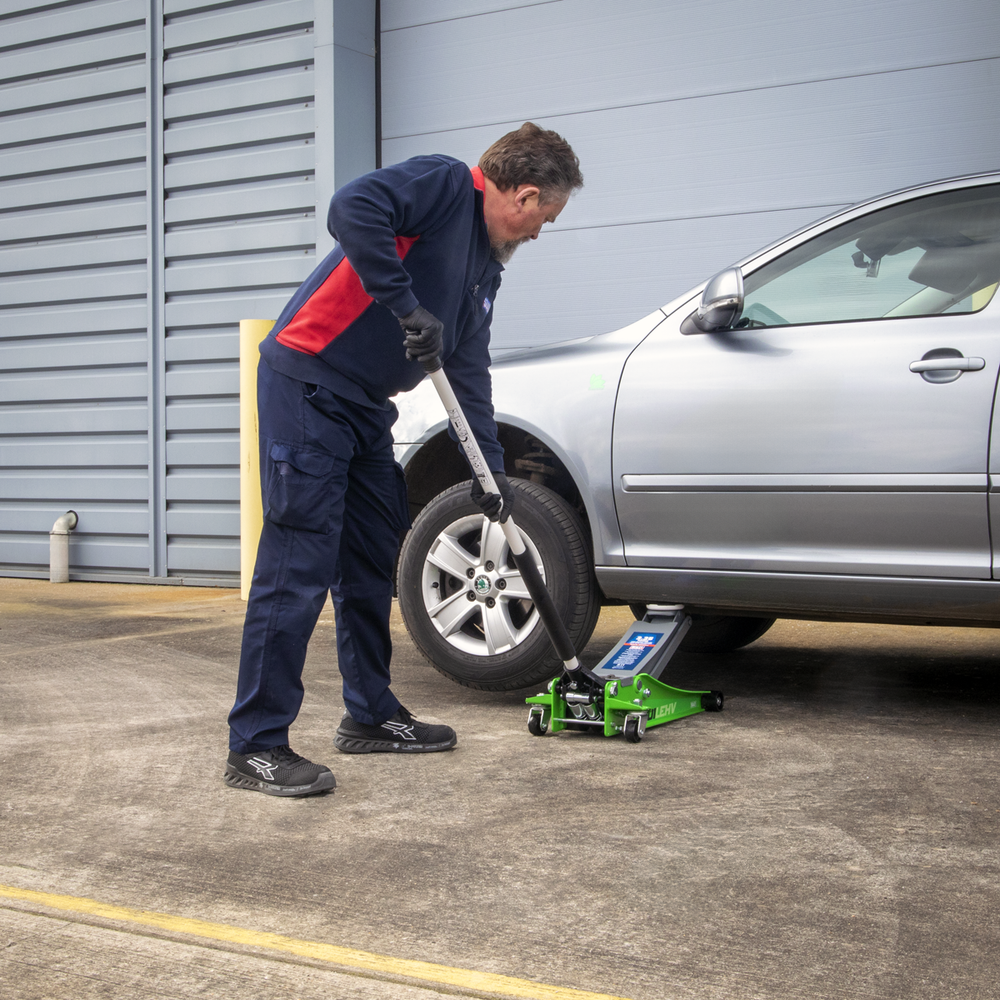Sealey 2001LEHVCOMBO Trolley Jack & Cordless Impact Wrench Combo - Green - additional view 9