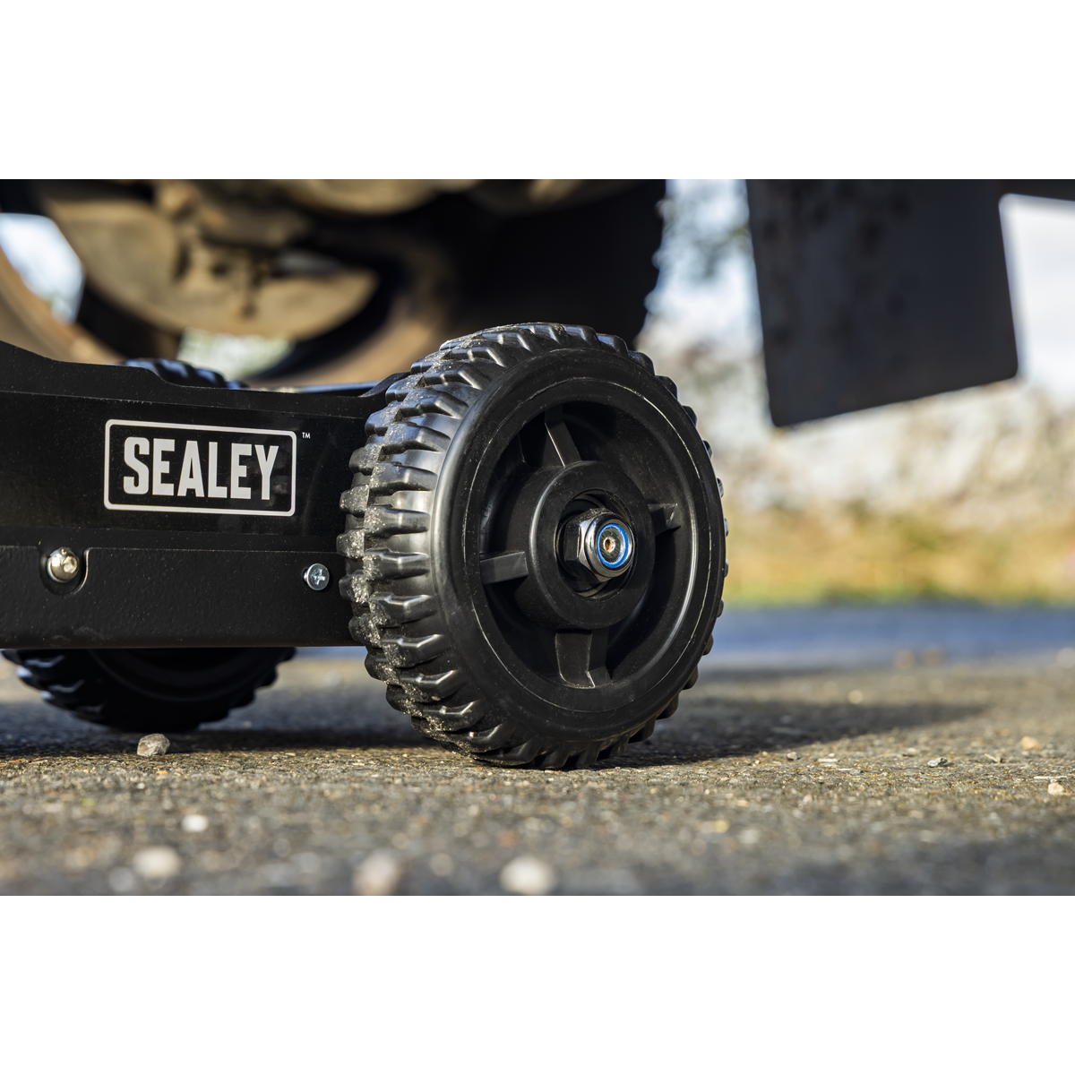 Sealey 2500RG Big Wheel Hybrid Trolley Jack for Off-Road Vehicles, SUVs, Vans & 4x4s with Super Rocket - additional view 15