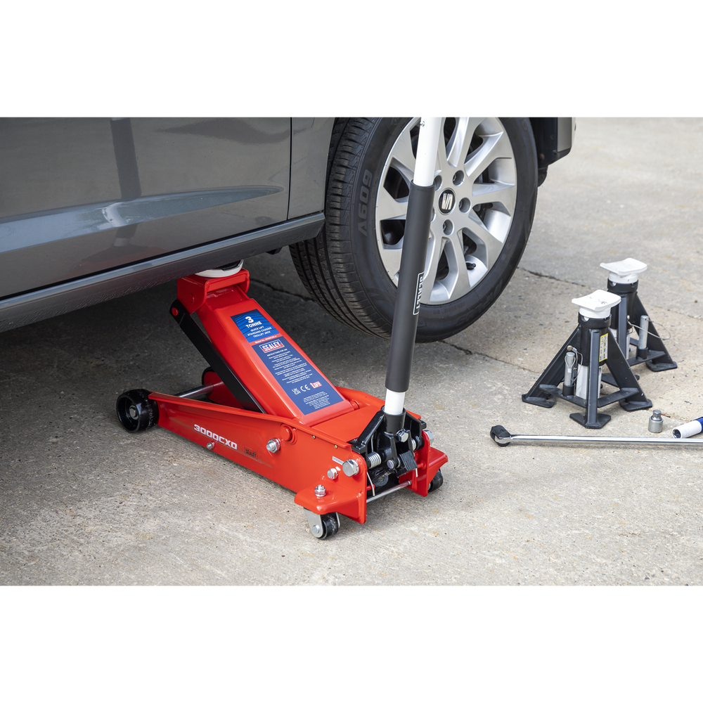 Sealey 3000CXD Quick Lift Standard Chassis Trolley Jack 3 Tonne - additional view 15