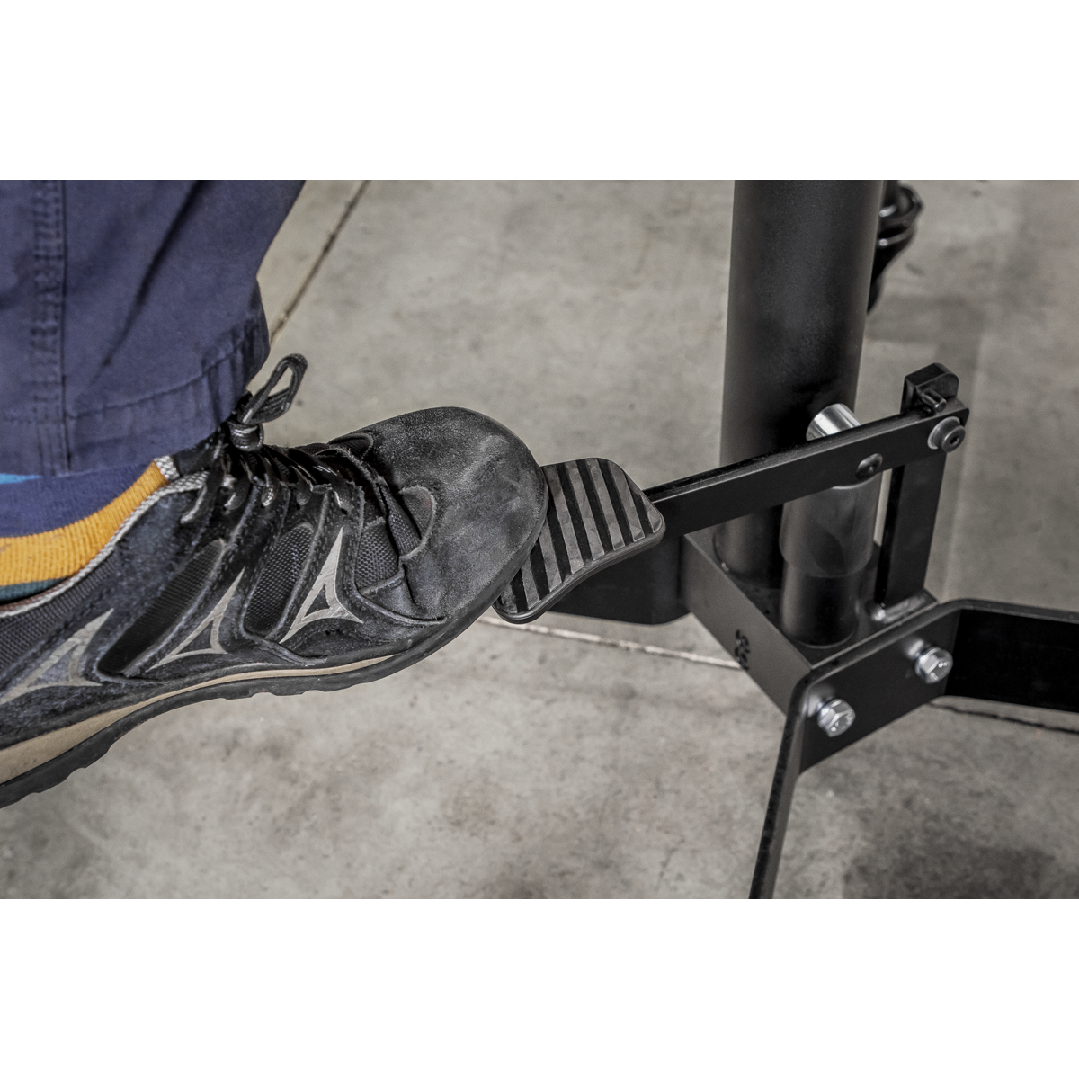 Sealey 300TRQ Vertical Quick Lift Transmission Jack 300kg - additional view 3