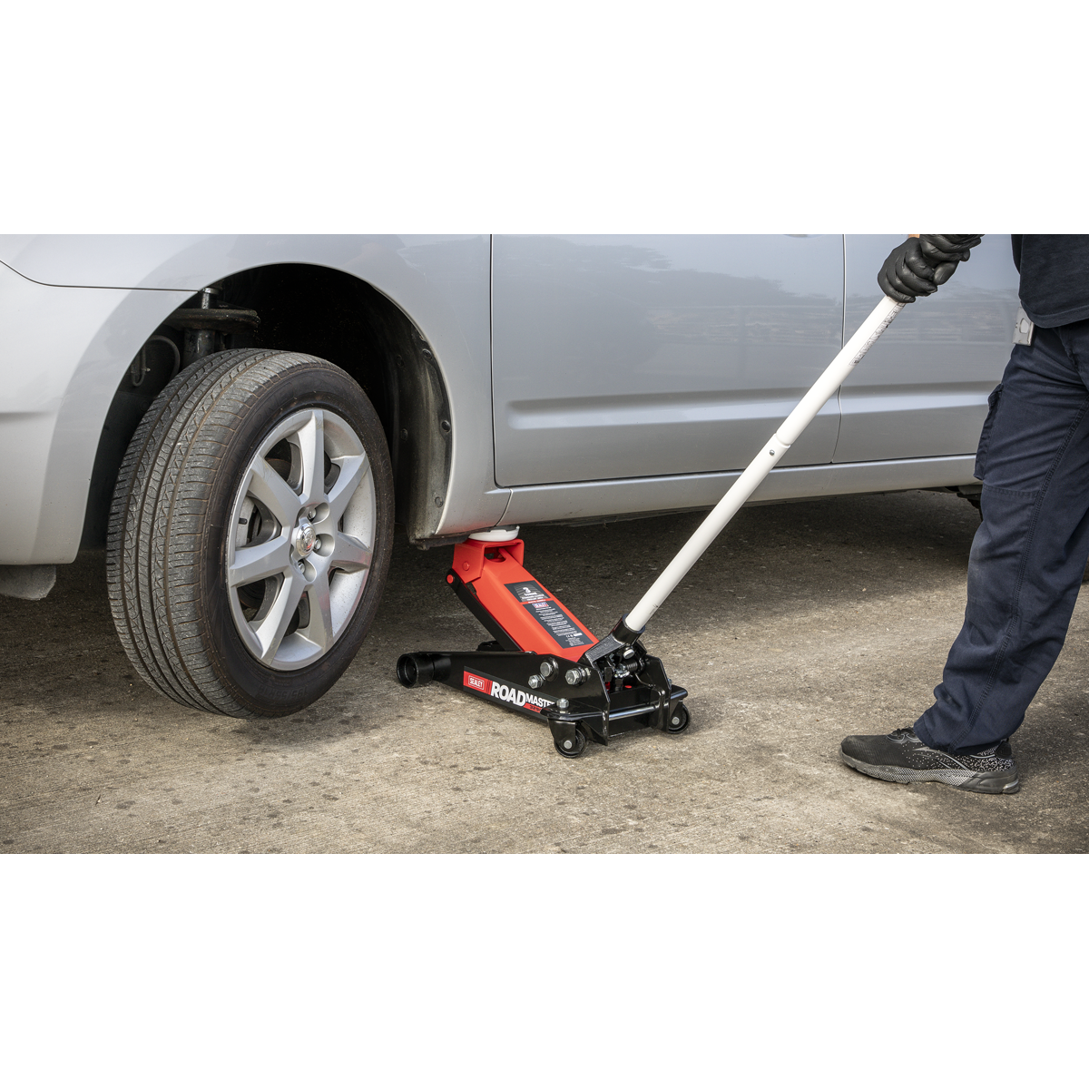 Sealey 3290CX Roadmaster® Trolley Jack 3 Tonne - additional view 3