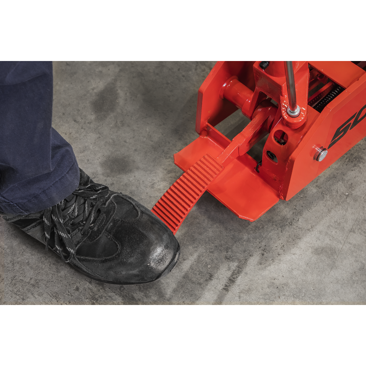 Sealey 5001 Premier Long Reach Trolley Jack 5 Tonne - additional view 9