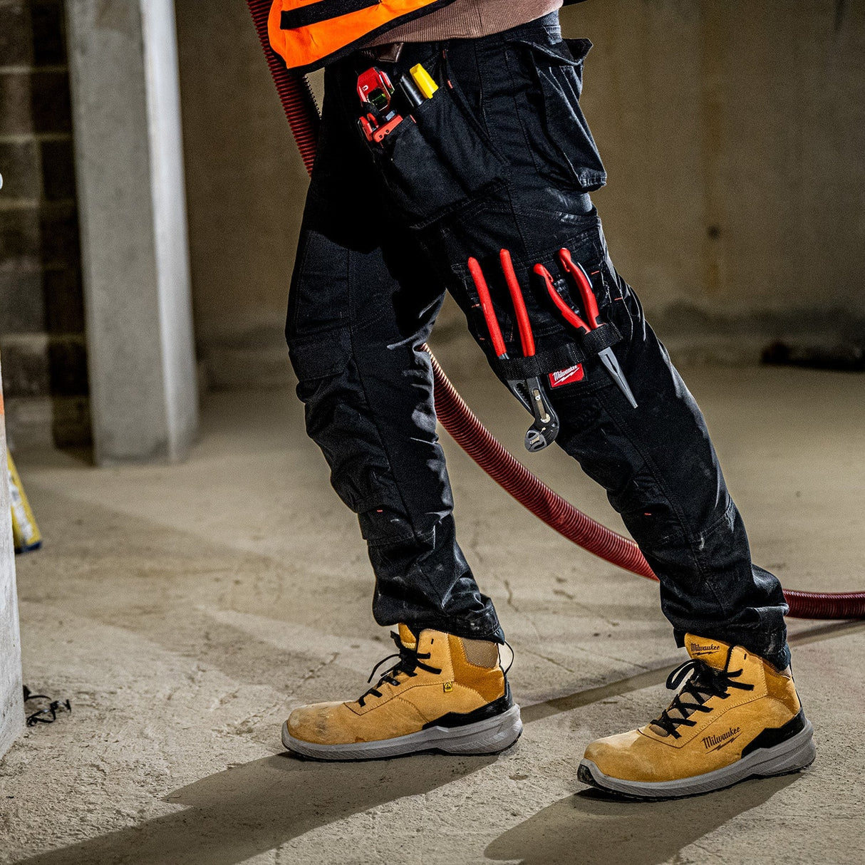 Milwaukee Flextred™ S3S Safety Boots beige