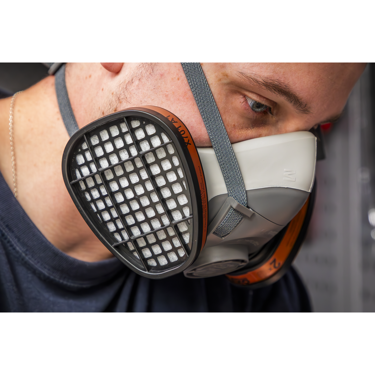 Sealey 9000 Worksafe® Reusable Half Mask without Filters - additional view 8
