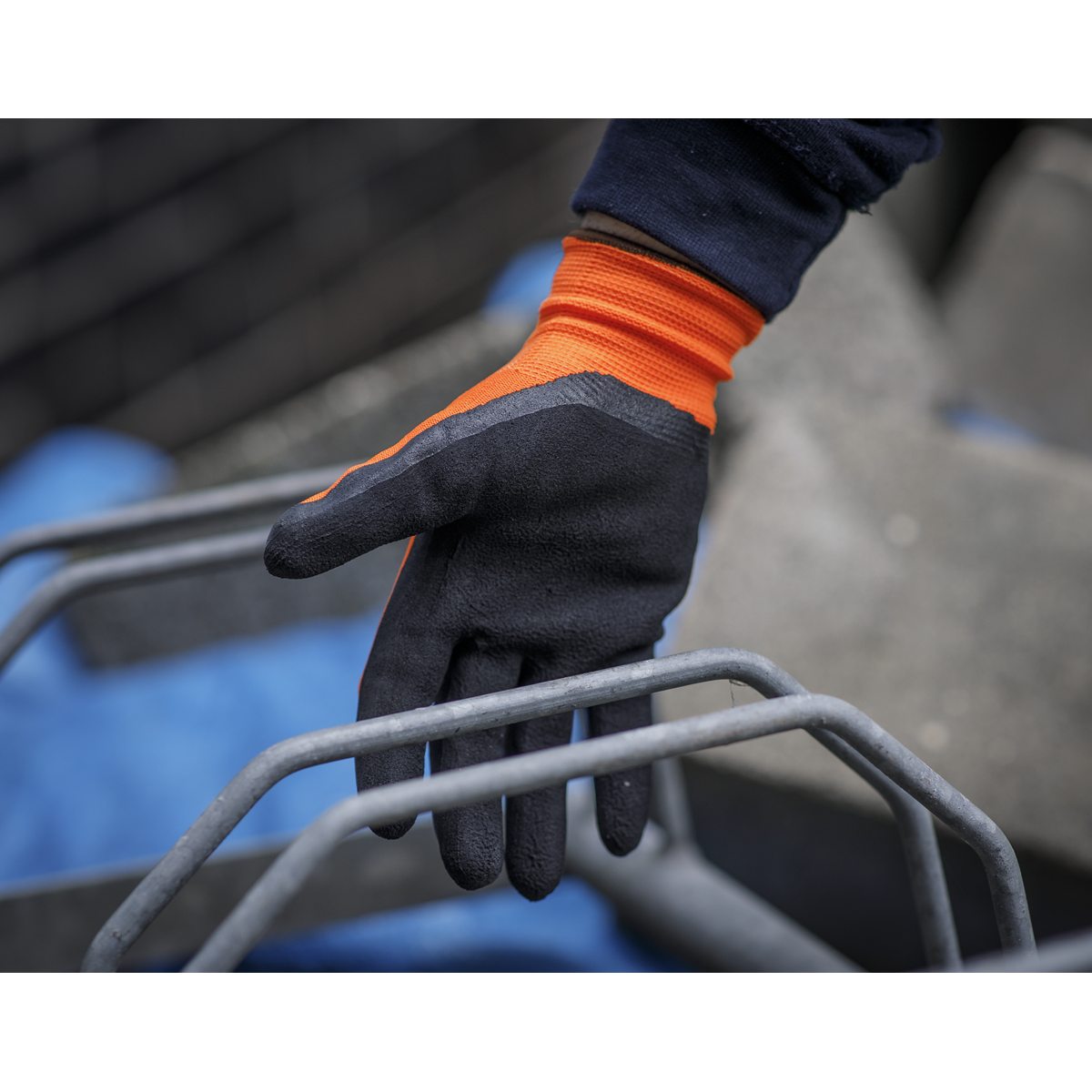 Sealey 9140L Worksafe® Foam Latex Gloves, Large - Pair - additional view 3