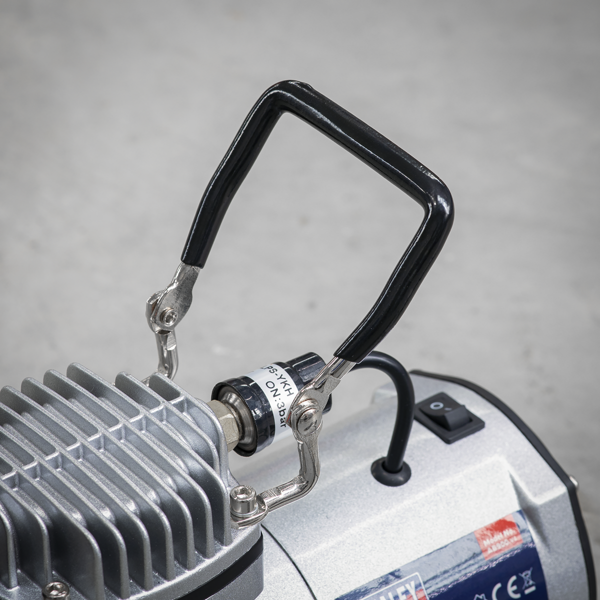 Sealey AB900 Mini Air Brush Compressor - additional view 2